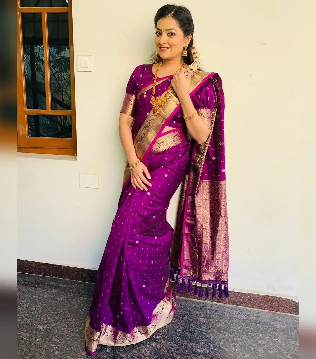 ETV Abhiruchi Madhuri Kandavalli In Violet Saree Blouse